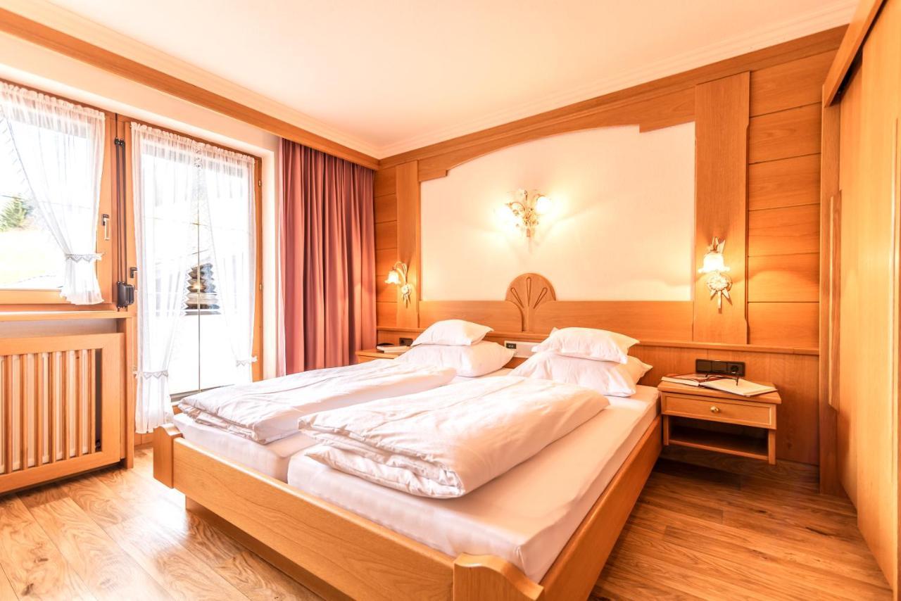 Hotel Garni Apart Tina イシュグル エクステリア 写真
