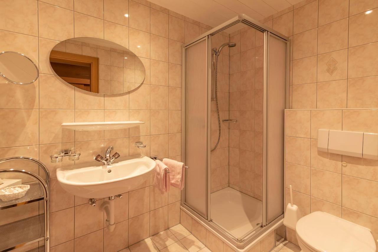 Hotel Garni Apart Tina イシュグル エクステリア 写真