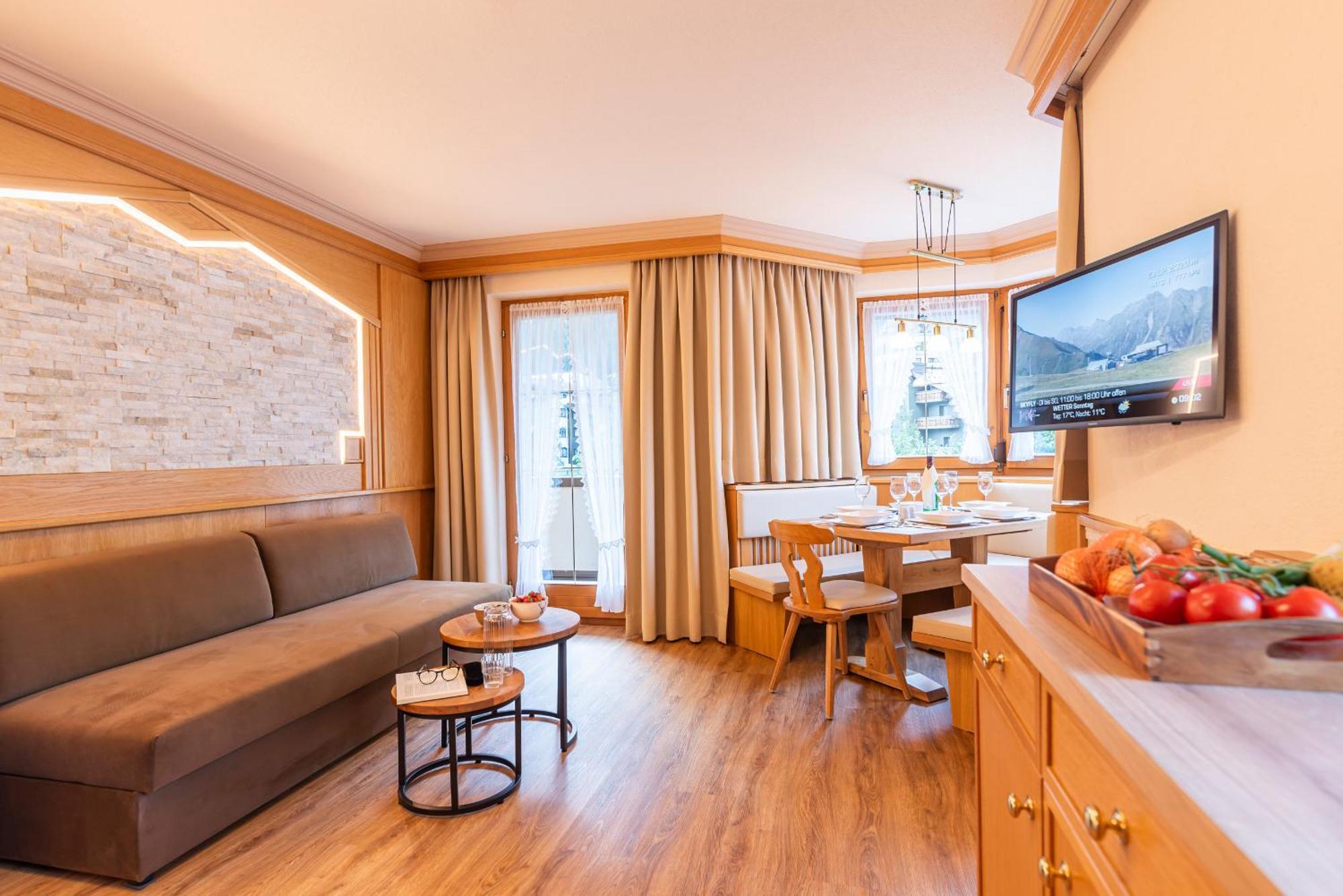 Hotel Garni Apart Tina イシュグル エクステリア 写真