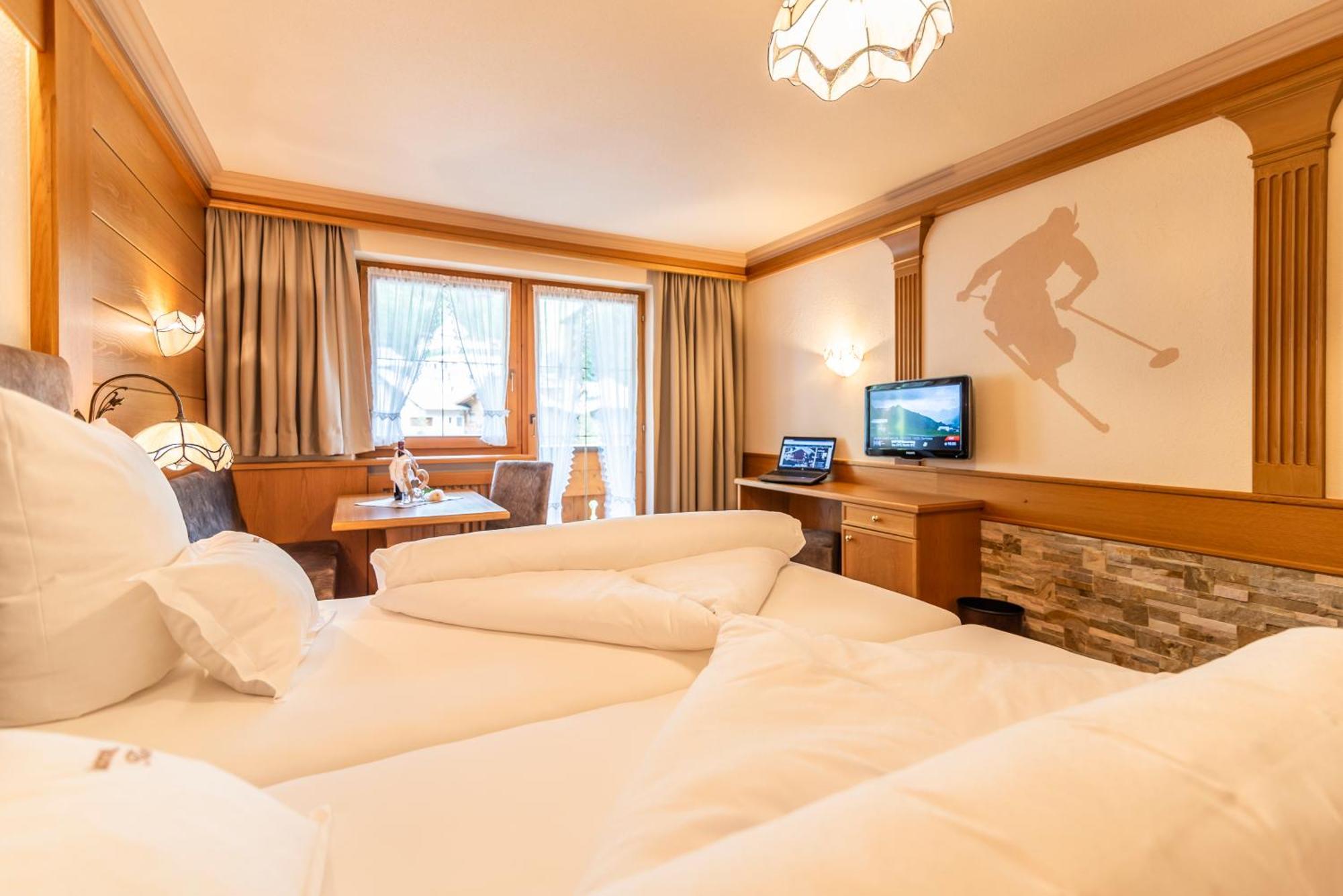 Hotel Garni Apart Tina イシュグル エクステリア 写真